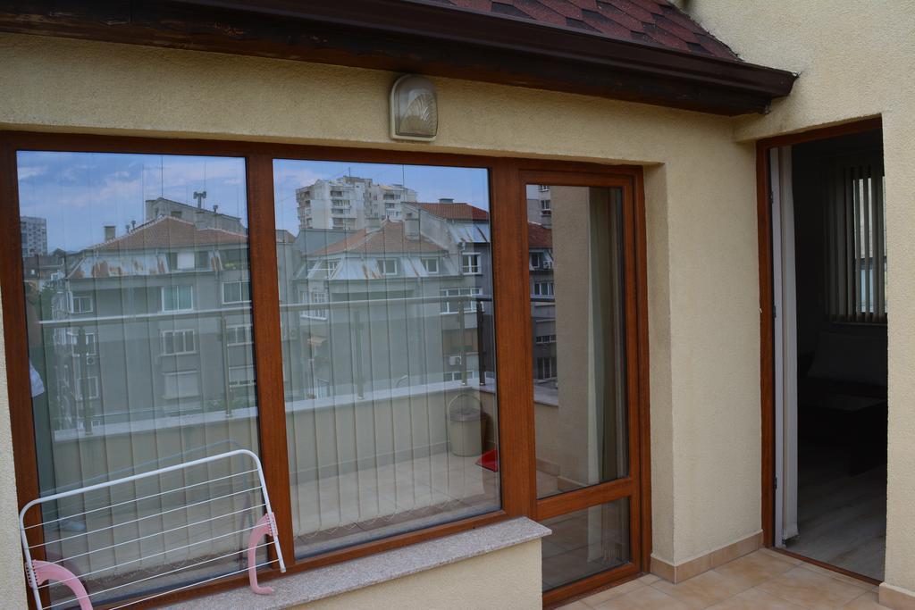 Apartment Bonne Chance Szófia Kültér fotó